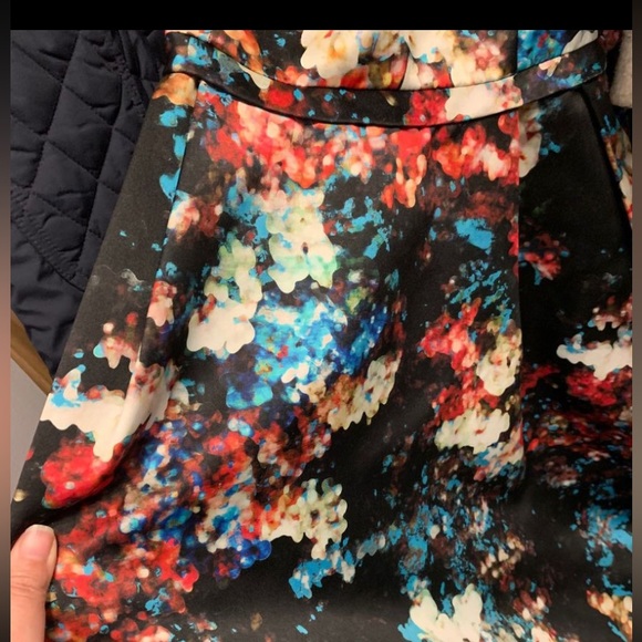 Monique Lhuillier formal hi-lo gown. - Picture 4 of 8